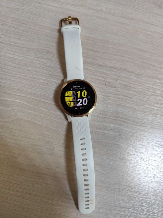 Часы Garmin Venu 2S
