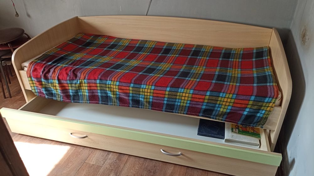 Срочно! Детский спальный гарнитур