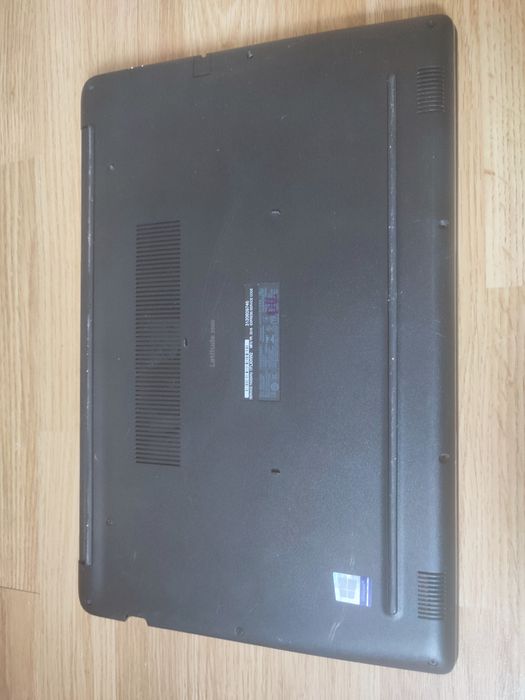 Carcasa completa + Tastatura + Balamale Dell Latitude 3500