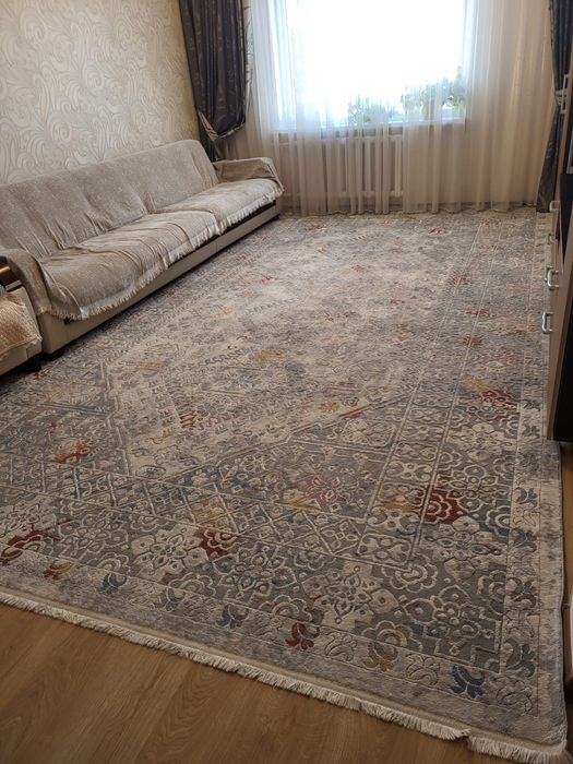 Коврик/Палас продаю