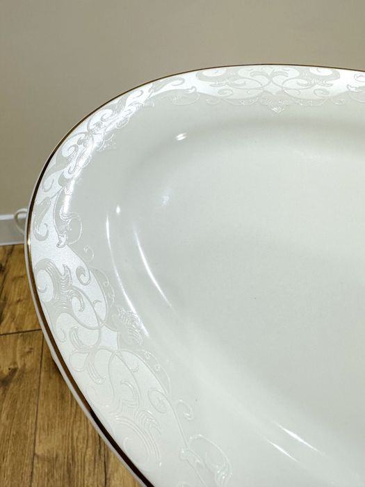 Продам чайно-столовый сервиз