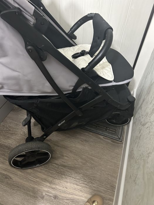 Продам коляску детскую