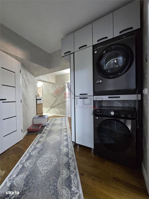 Etaj 2 - Lunca Cetatuii 4 camere decomandat cu 2 bai, bloc din ''97