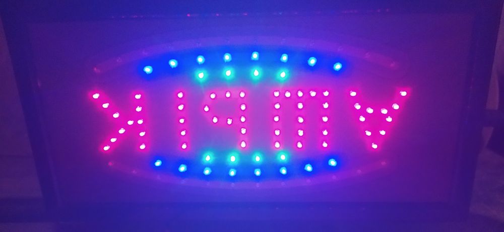 Светящиеся мигающщее табло