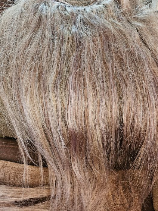 Естествена коса с бежов оттенък