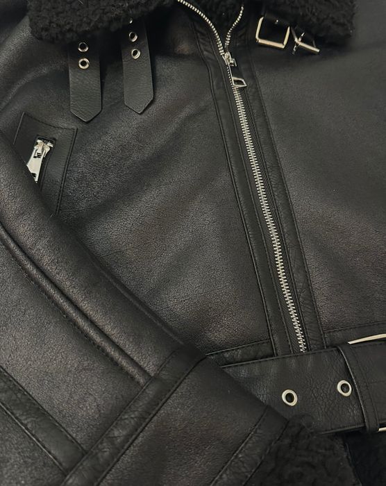 Черно късо яке размер Л