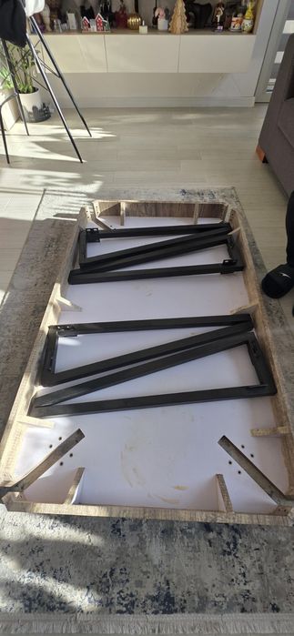 Трапезна маса-неразтегателна