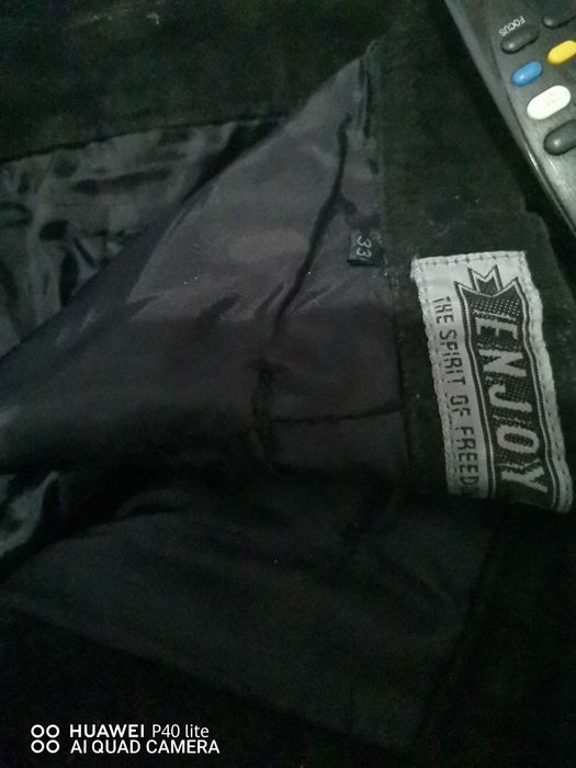 Pantaloni dama piele model deosenit second hamd l800$. & 350euro