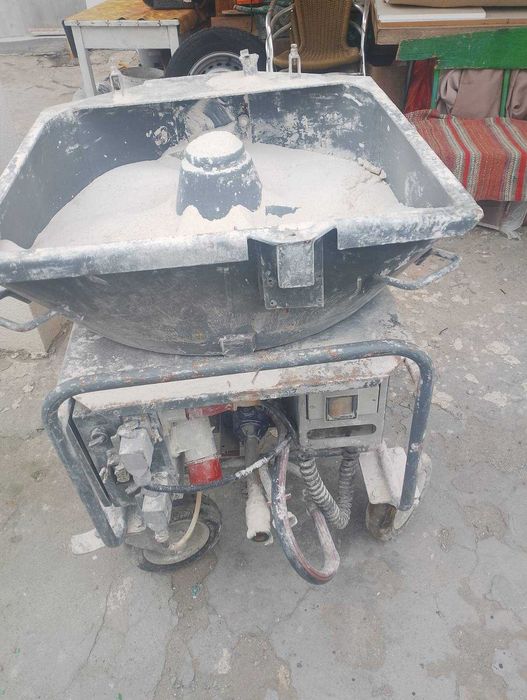 Машина за мазилки Пуцмайстер МP25