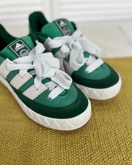 Кроссовки adidas