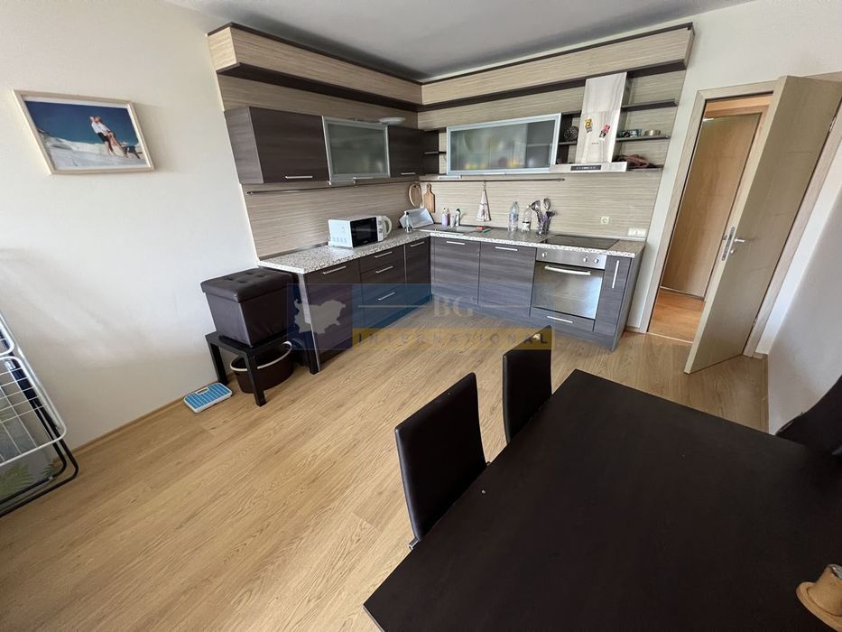 Продава се Тристаен апартамент в Черноморец - 77 кв.м за 762 €/кв.м - Снимка #6