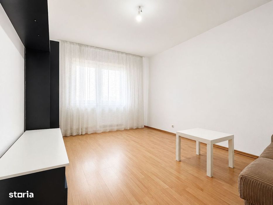 De inchiriat apartament cu 3 camere - zona Lipovei