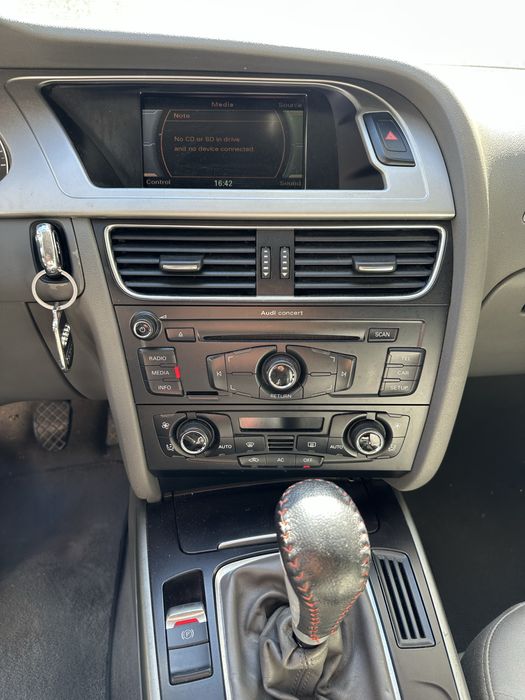 Audi a4 b8 facelift може и бартер за Атв без китайски