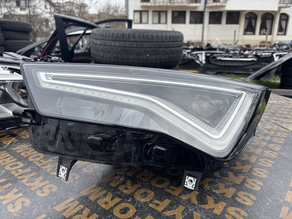 Фар Seat Ateca Cupra