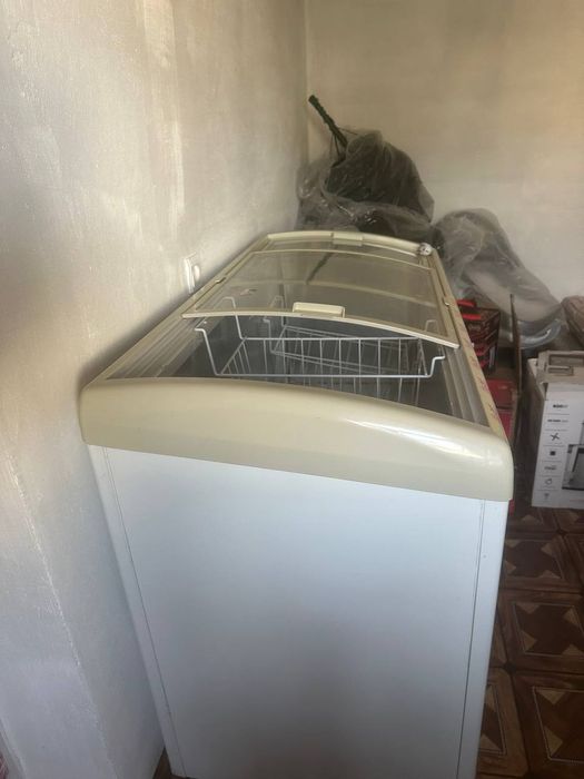 Морозильник сатылады 368 литрлик жаксы ислеп турыпты