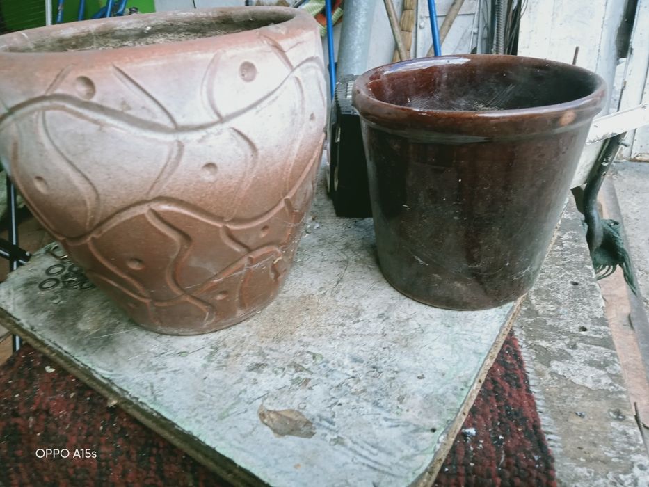 Продам цветочные горшки б/у