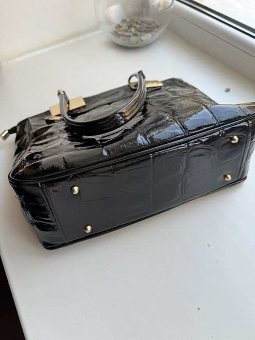 Сумка  лакированная. Италия