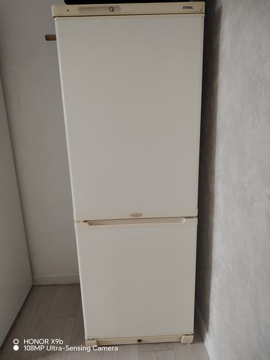 Продам холодильник