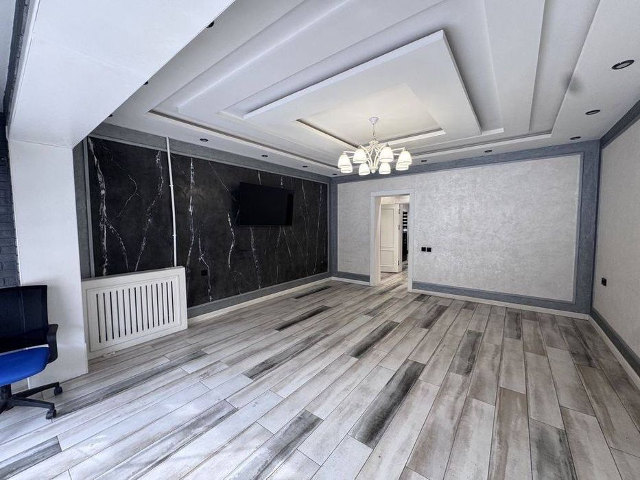 Метро Айбек 1 этаж 4х ком 110м2 Парковка есть