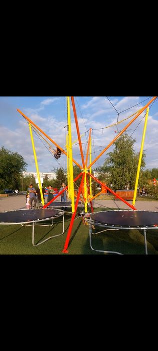 Тарзанка банжи атракцион