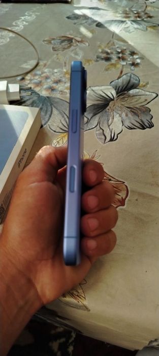 Iphone 16 с гарантией