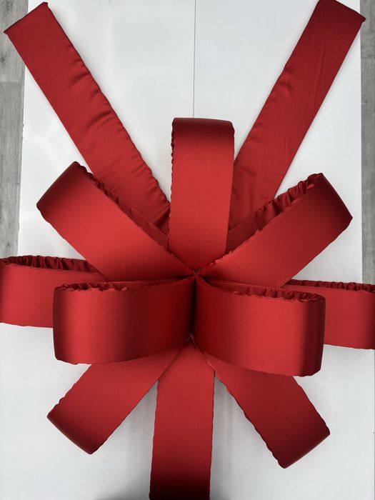 Бант подарочный на машину