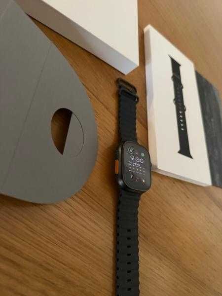 Apple Watch Ultra 2 (Black)