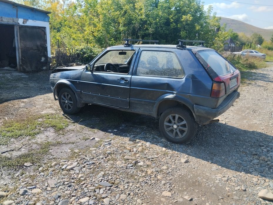 Продам гольф 2 1.8