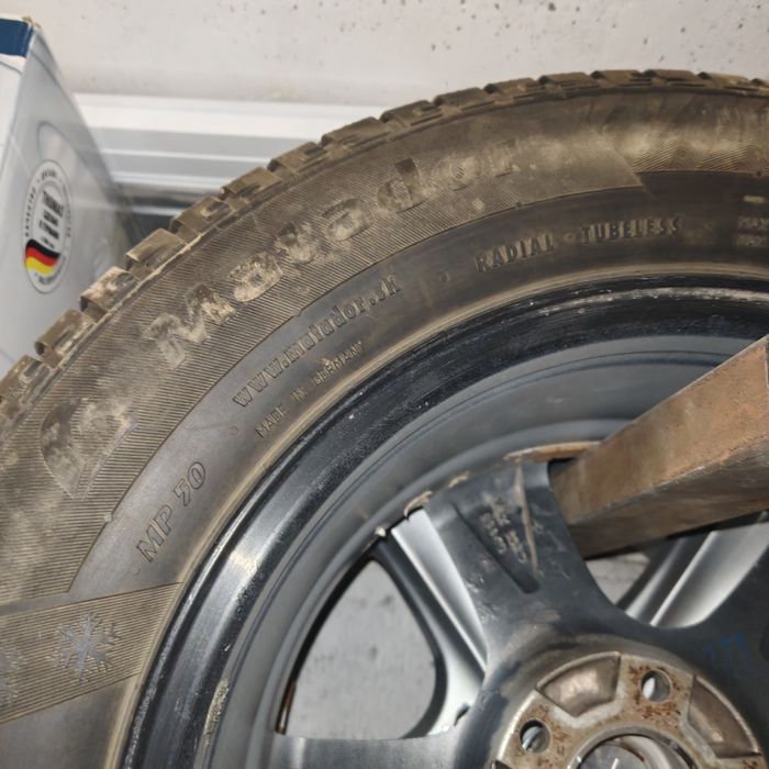 Продам Резину шину