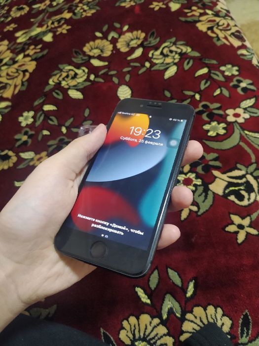 Айфон 8 black