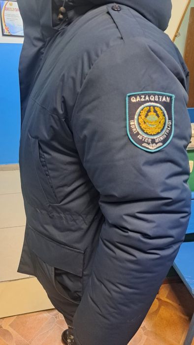 Продам бушлат МВД новый