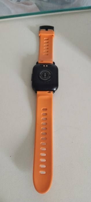 Продам новые часы.