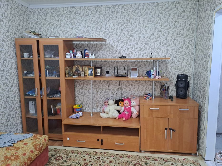 Продам стенку в хорошем состоянии
