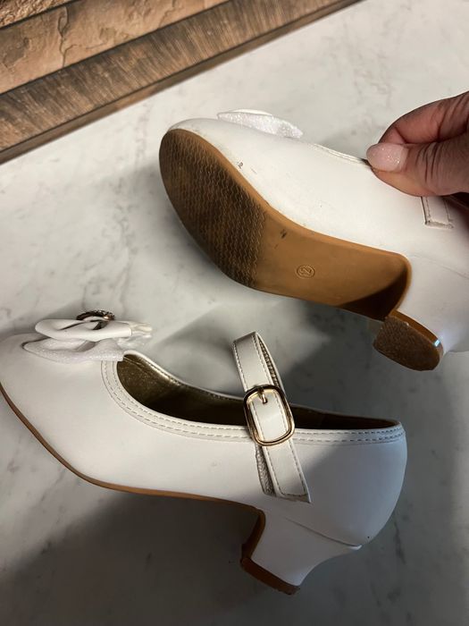 Официални обувки за момичета