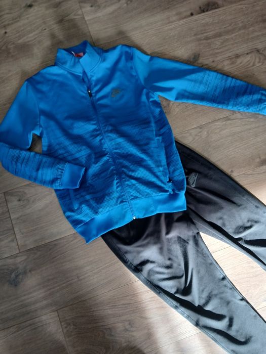 Оригинален екип Nike.