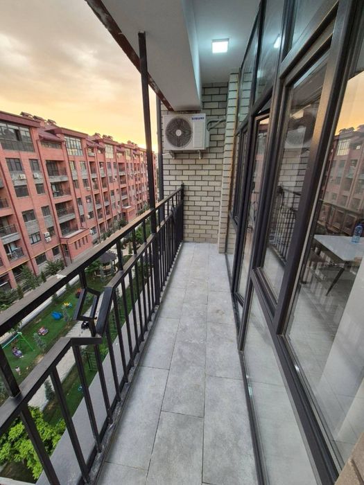Аренда Новостройка 1 ком 33м2 с новым ремонтом 400$