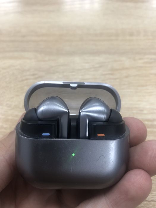 Наушник Samsung buds 3 pro