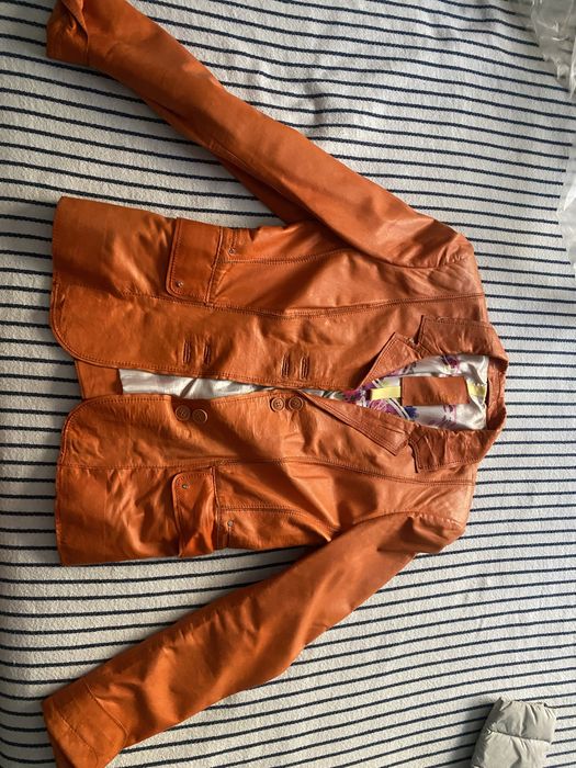 Куртка кожаная  женская