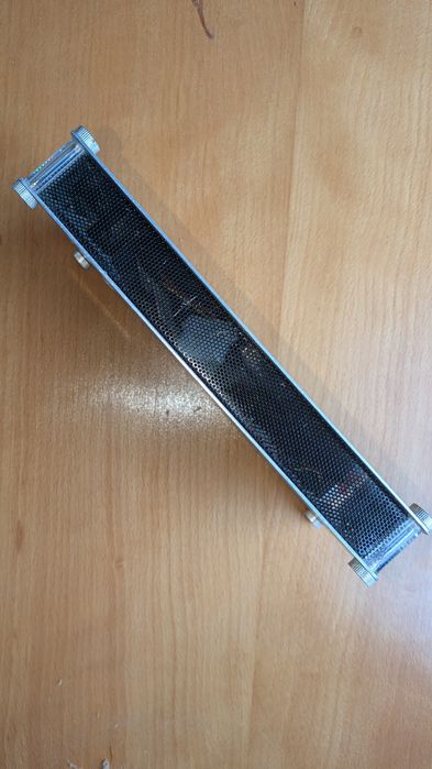 Vând  4 carcase externe din aluminiu pentru hard disk-uri