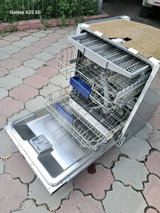 Продам посудомоечную машину SIEMENS