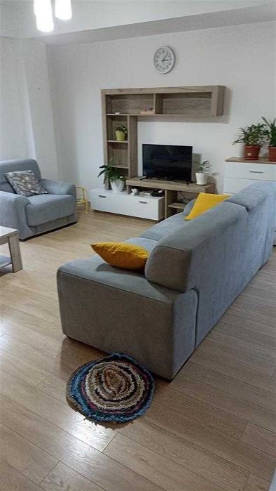 Дава се под наем Двустаен апартамент в Пловдив, Кършияка - 54 кв.м за 357 € - Снимка #1