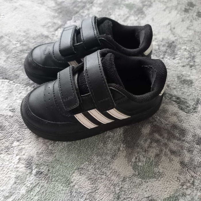Adidasi adidas nr 24