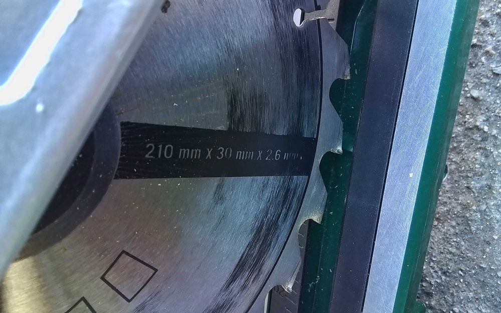 Циркуляр пендула Parkside PKZS 2000 A1