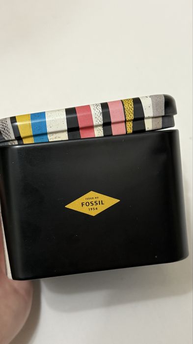Часы наручные Fossil