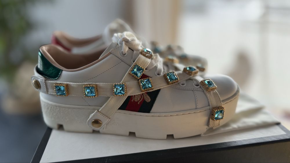 Vand GUCCI Originali  !!!