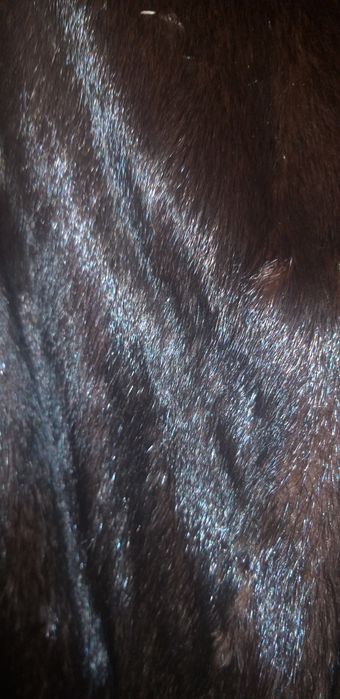 Продам норковую шубу