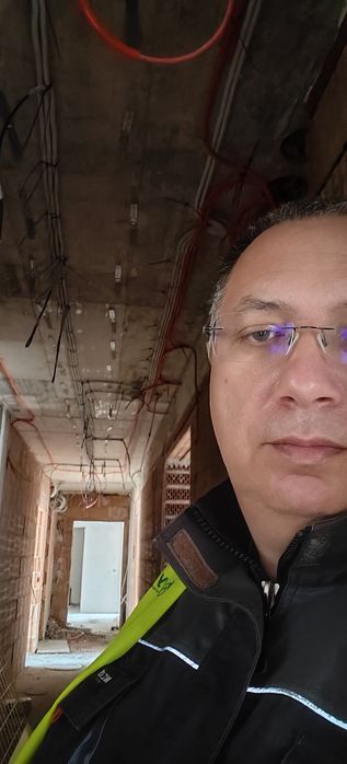 Електроуслуги  и събота и неделя