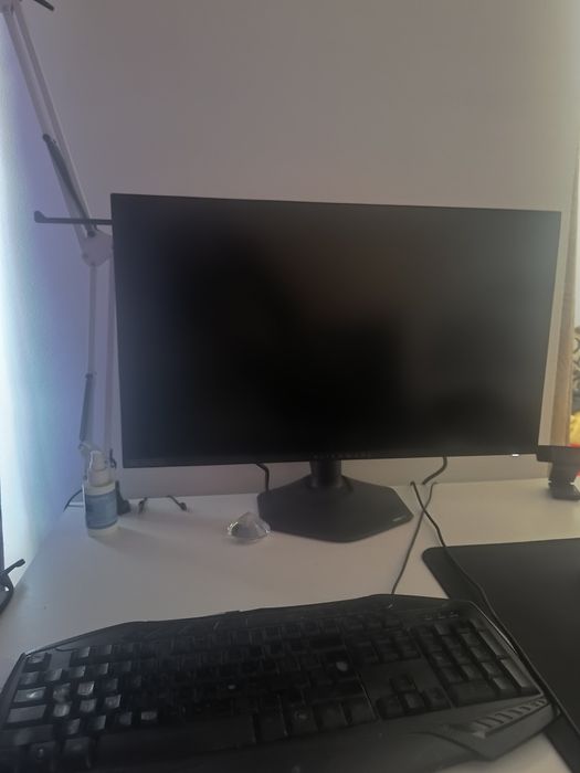 Vând monitor gaming Alienware AW2725QF 360 hz