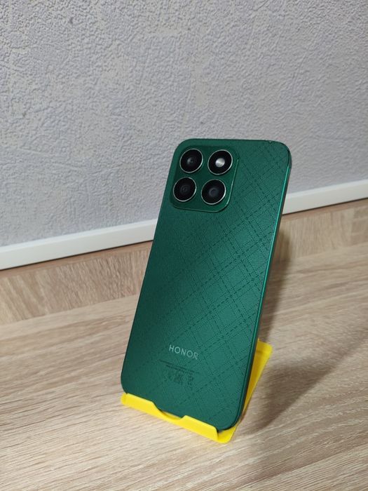 Honor 8b в отличном состоянии