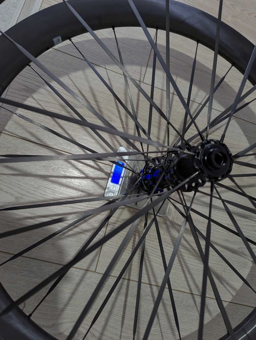 Шоссейные Карбоновые Колеса С Карбоновыми Спицами